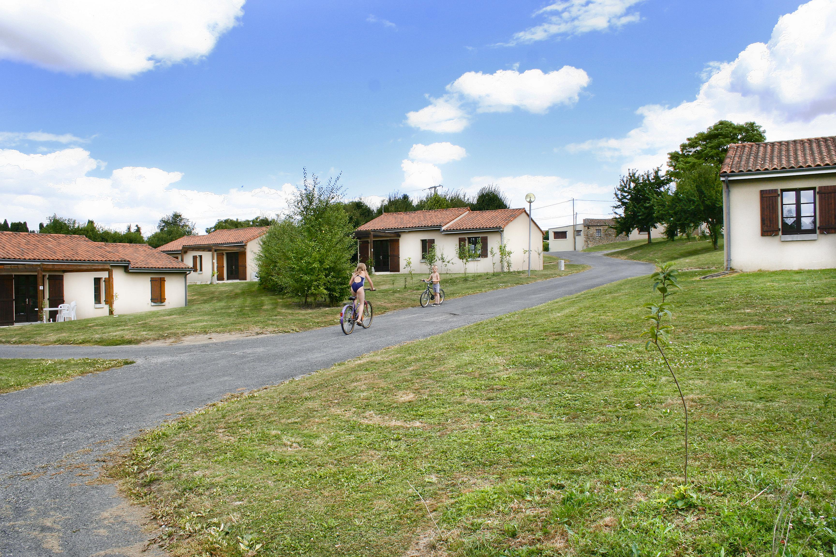 Aldeamento Turístico Terres De France - Moncontour Active Park 3*